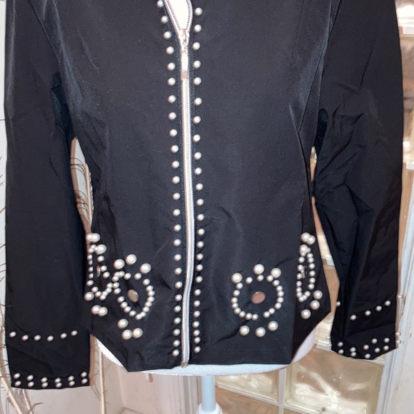 CLEARANCE!!!NEW w/Tags black & pearl windbreaker. This one is stunning!🥰♠️♠️ - Picture 14 of 17